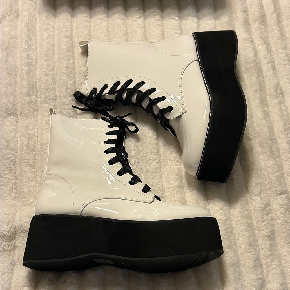 NASTYGAL Platform Boot - Picture 5 of 16